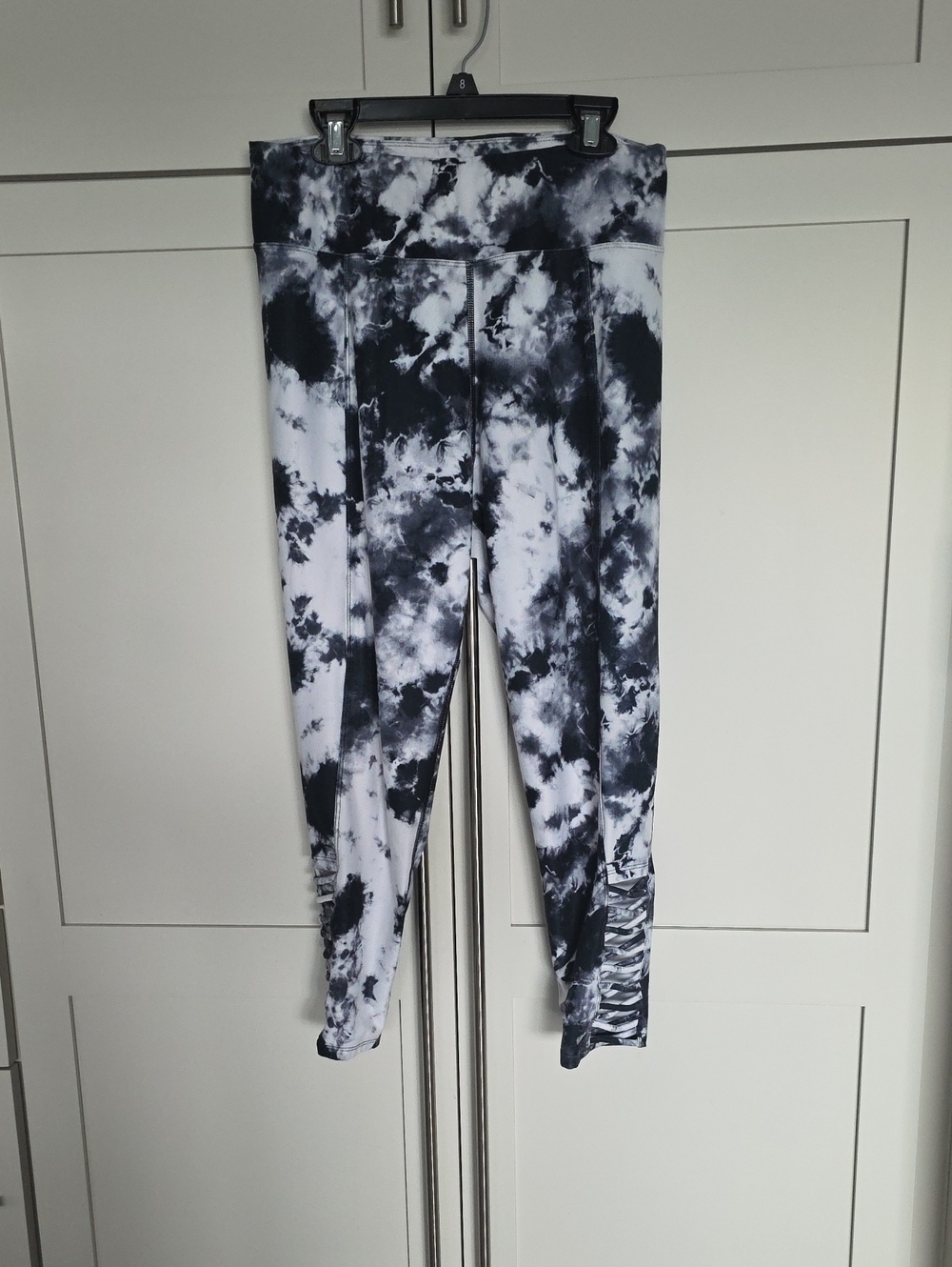 Womans Tie-Dye Black & White Leggings Betsy Johnson Used Sz Large